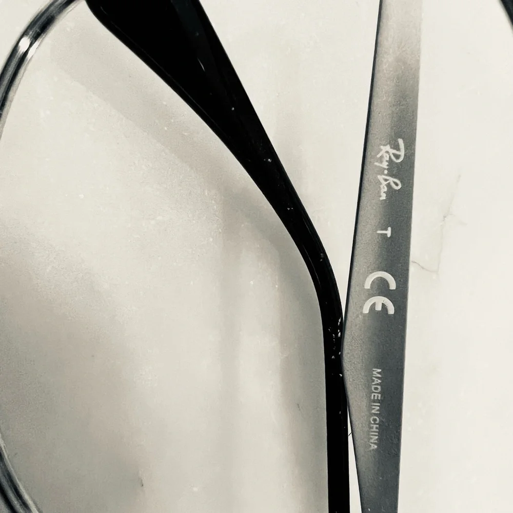 NEW!  Retro RAY BAN Black and Silver Men’s Metal EyeGlass  Frame With Case. NWOT
